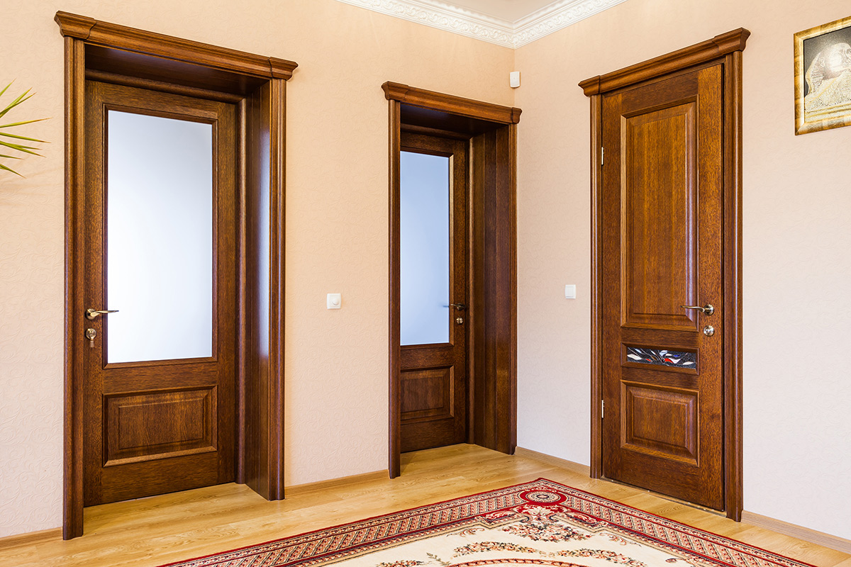 Как правильно выбрать и установить двери в квартире