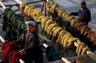 Свойства и разновидности афганских ковров