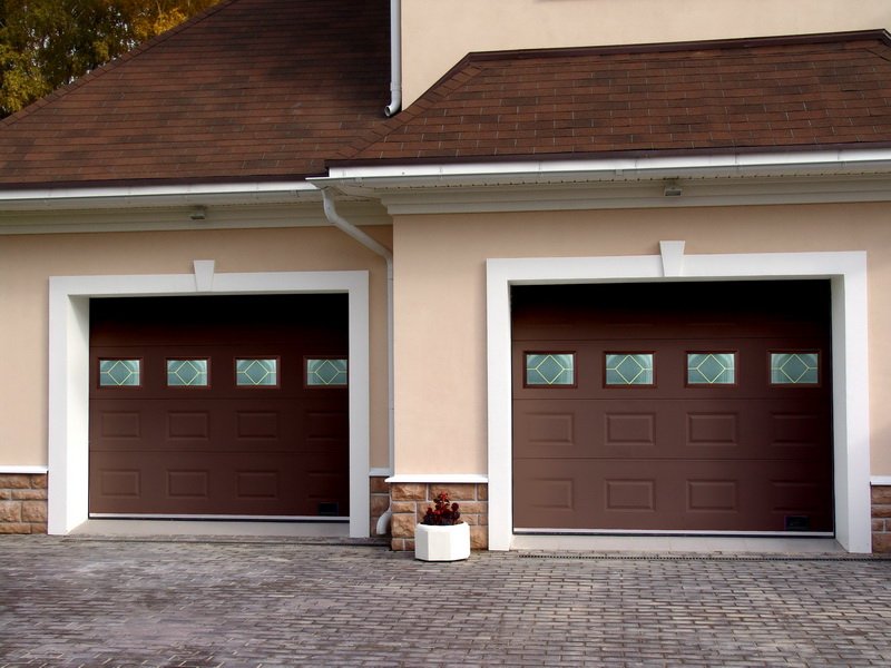 Характеристики современных гаражных ворот. Секционные гаражные ворота