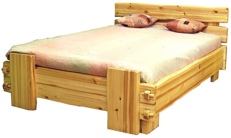 Кровать из сосны для дачи
