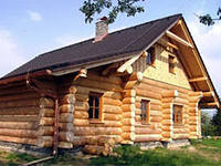 Бревенчатые деревянные дома ручной сборки