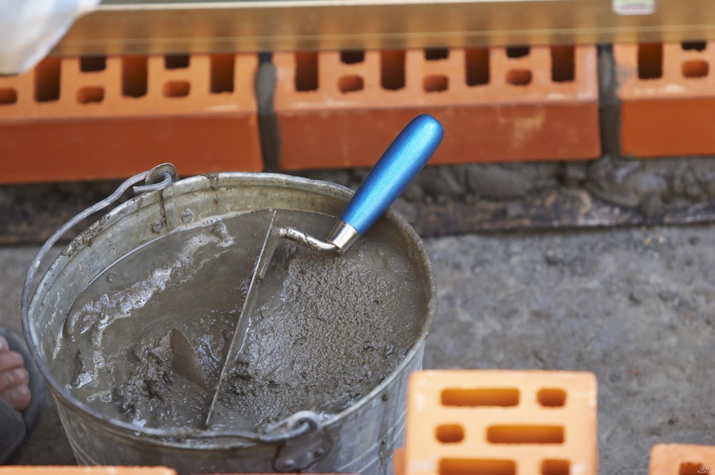 Что нужно знать о сухих бетонных смесях?