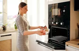 Почему нужно обратить внимание на духовой шкаф при покупке кухонной техники