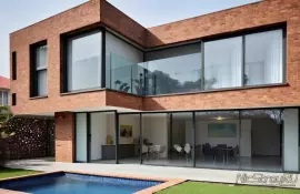 Советы по выбору фасадной краски для коммерческих объектов