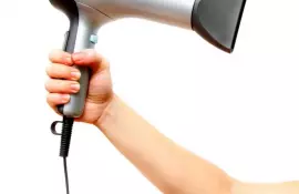 Фен для волос: правильный выбор для стилизации причесок