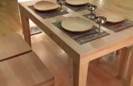 Шикарные мебельные изделия из лиственницы: искусство и практичность