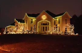 Фасадные гирлянды: как создать яркую и уютную атмосферу