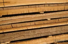 Деревянные двери для бани: особенности выбора