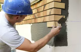 Фасадные работы: как сохранить дом от внешних воздействий