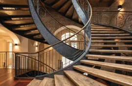 Лестницы на металлическом каркасе: надежность, дизайн и практичность