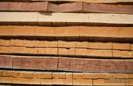 Реставрация старинной деревянной мебели с элементами инкрустации